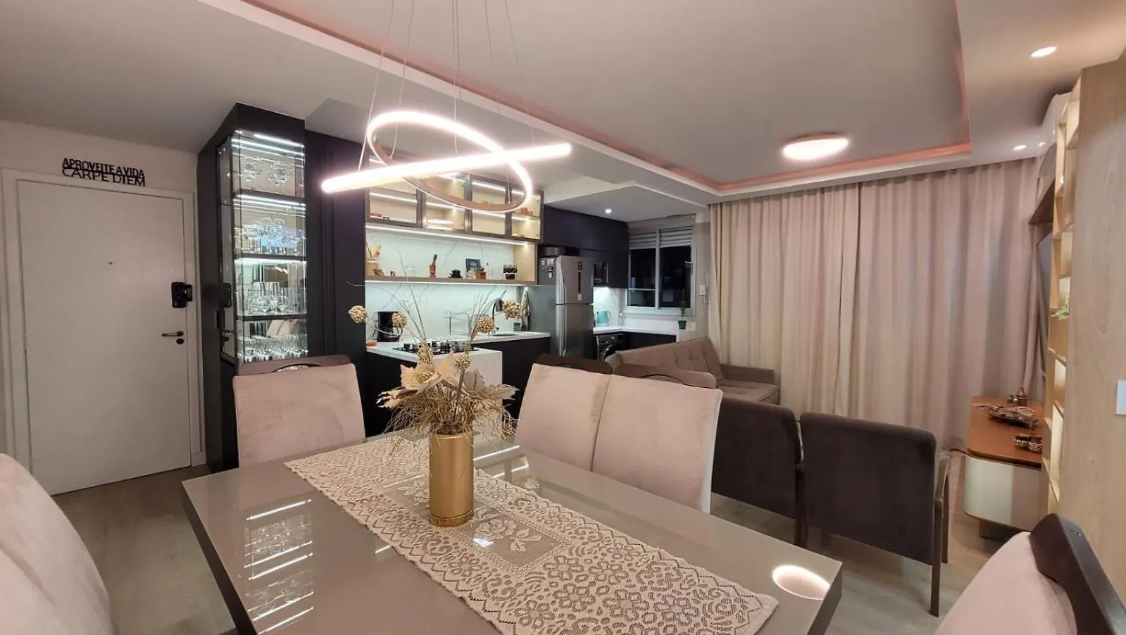 Lindo Apartamento Centro De Floripa contacts